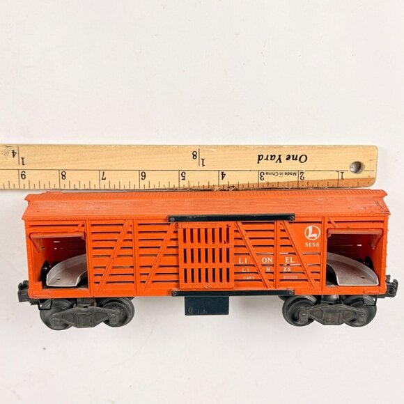 Lionel Vintage O Gauge 3656 Orange Cattle Train Car W/ Moving Doors Postwar - Picture 8 of 8